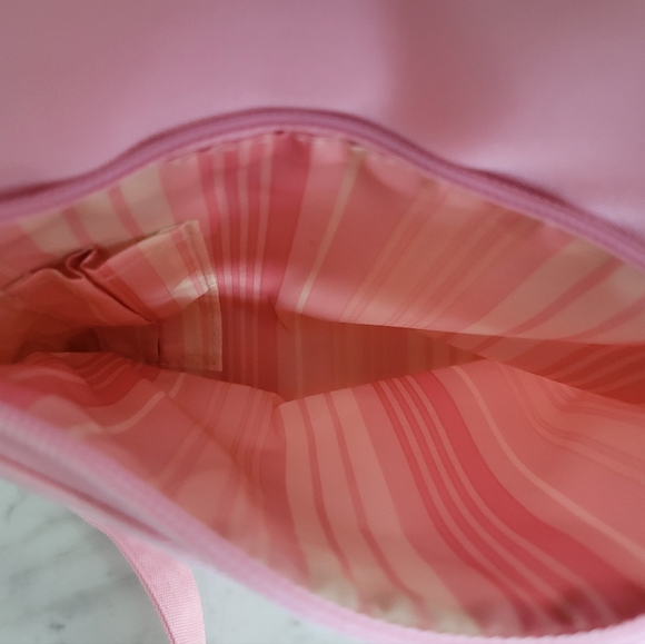 Lug Ranger Crossbody Bag in Pink Hearts - Picture 5 of 5